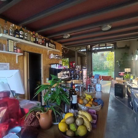 Albergue & Cafeteria Via De La Plata Hervas Bagian luar foto